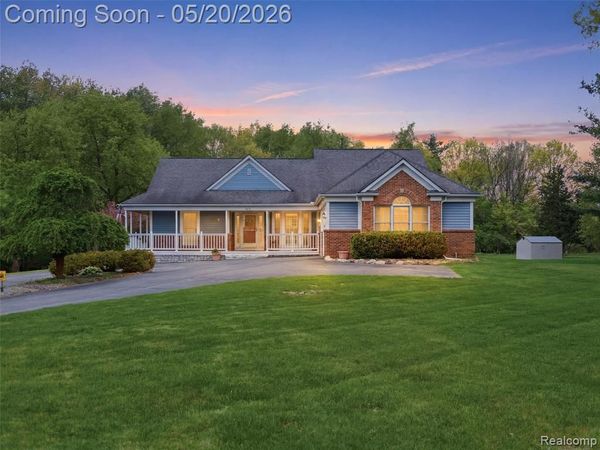 3368 Mill Lake Road, Orion Twp, MI 48360