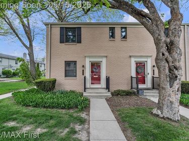 1921 Graefield Road, Birmingham, MI 48009