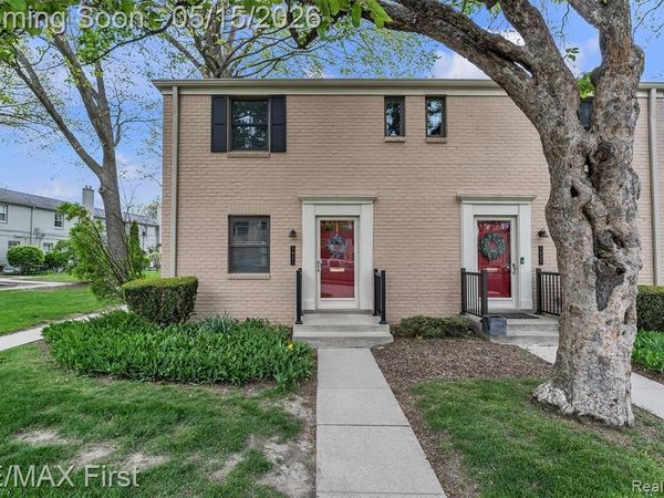 1921 Graefield Road, Birmingham, MI 48009
