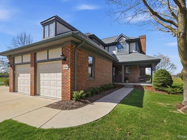 150 Burniah Lane, Orion Twp, MI 48362