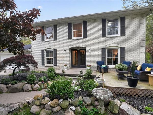 17301 Donohue Road, Unadilla Twp, MI 48169