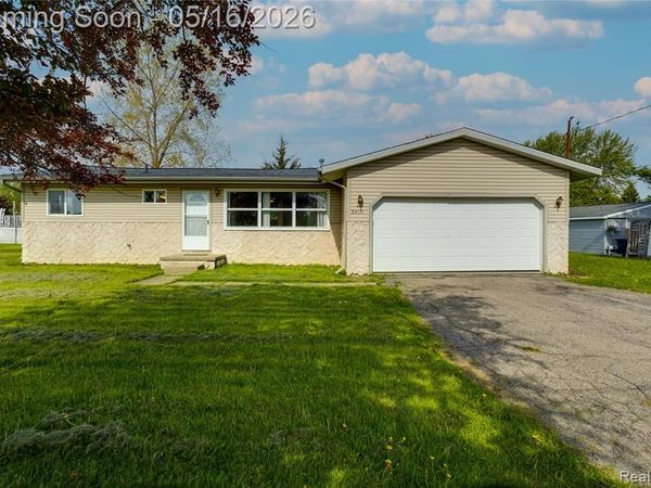 5410 Rushmore Pass, Grand Blanc Twp, MI 48439