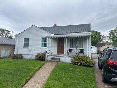 25601 Rose Street, Roseville, MI 48066