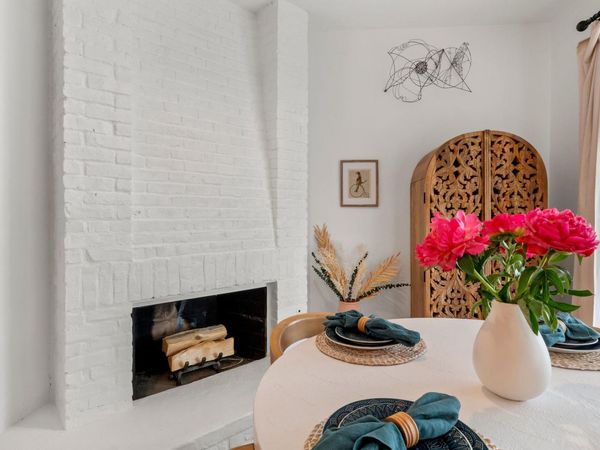606 W Lynn ST, Unit 13, Austin, TX 78703