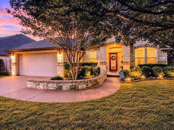 6317 Salcon Cliff DR, Austin, TX 78749