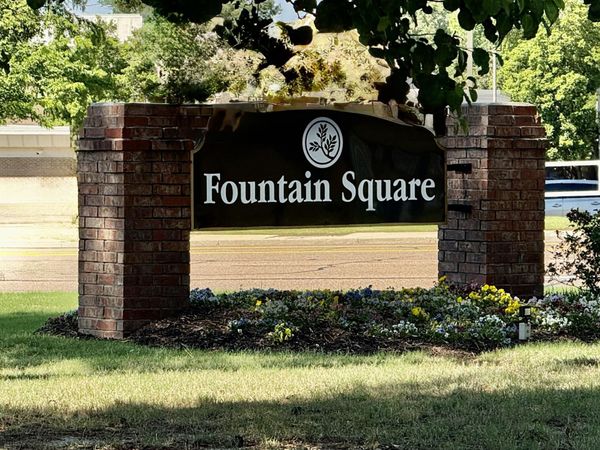 6571 POPLAR WOODS CIR S, Unit 5, Germantown, TN 38138