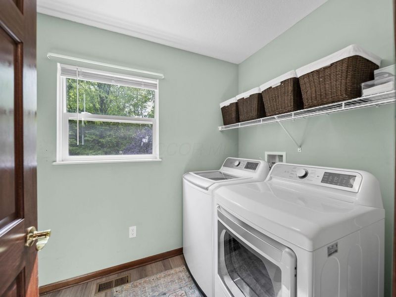 6199 Beringer Drive , Westerville, OH 43082 Photo 21