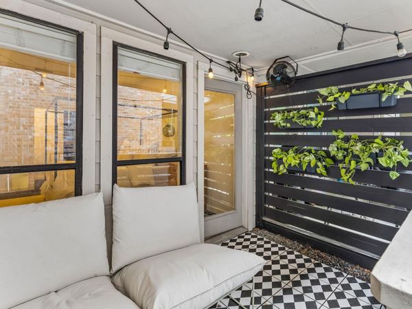 1404 Norwalk LN, Unit 204, Austin, TX 78703