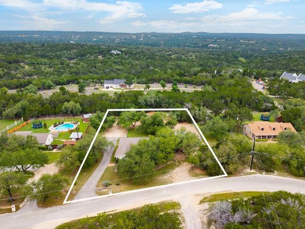 2110 Spring Valley DR, Dripping Springs, TX 78620