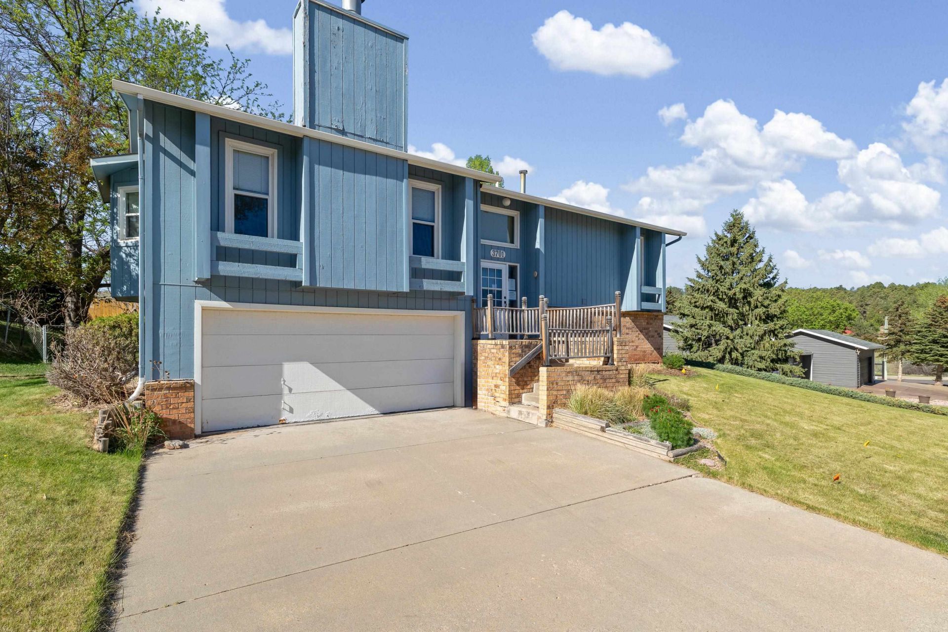 3701 Westridge Road, Rapid City, SD 57702 Main Photo