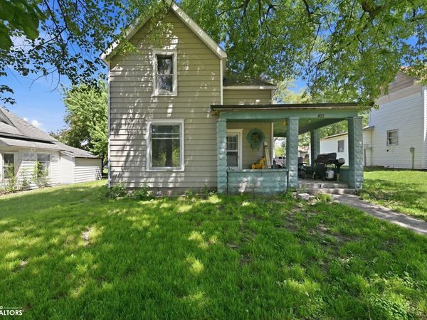 102 E 2nd Street, Villisca, IA 50864