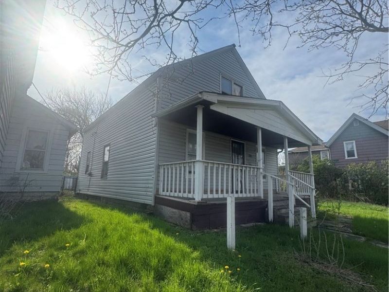 3843 E 78th Street, Cleveland, OH 44105 Photo 2
