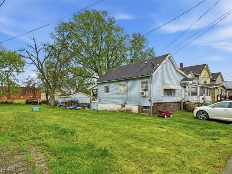 113 15th Street NW, Barberton, OH 44203 Photo 4