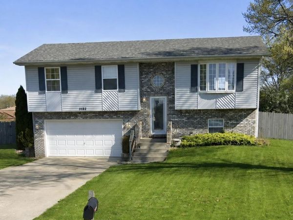 5182 Boulder Avenue , Portage, IN 46368