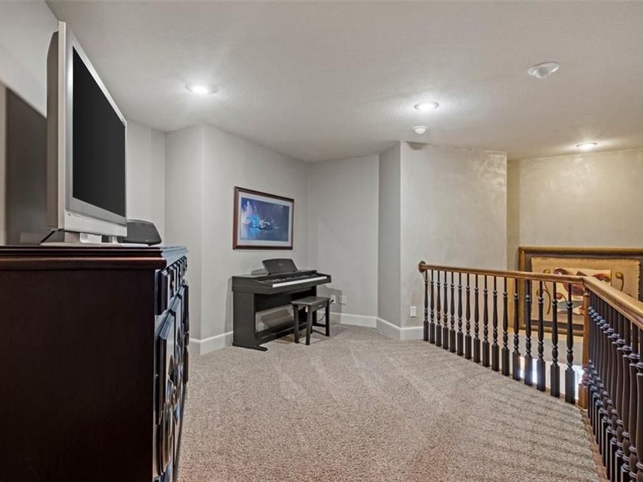 Property Image 60