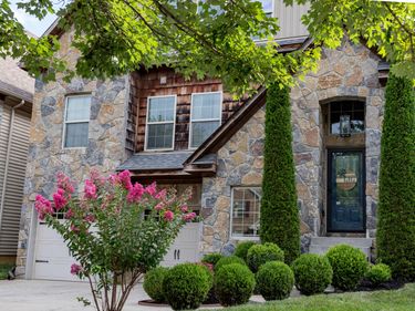 3393 Bay Springs Park, Lexington, KY 40509