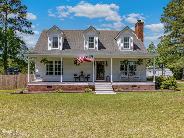 1152 Nc 124, Macclesfield, NC 27852