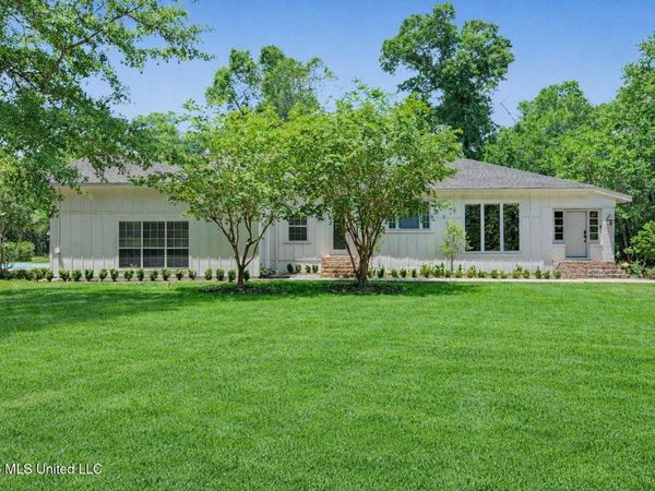 4187 Saussy Lane, Pass Christian, MS 39571