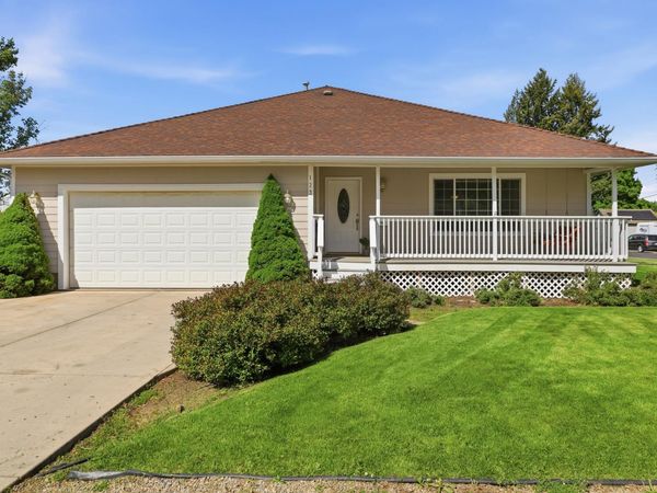 123 N STEVENS St, Deer Park, WA 99006