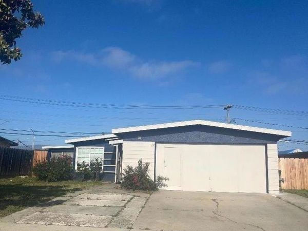 117 Magnolia Drive, Salinas, CA 93905