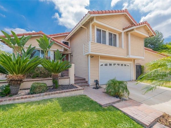 8 Quiet Hollow Road, Phillips Ranch, CA 91766