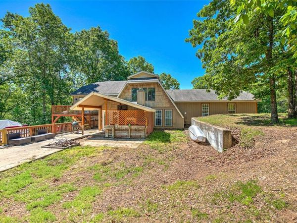 8022 Tanglewood Road , Rogers, AR 72756