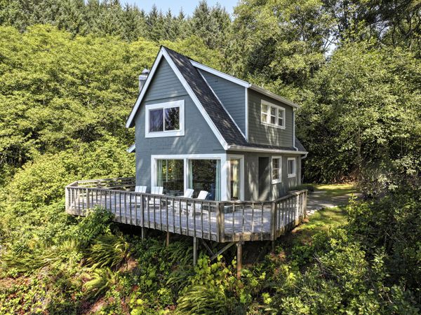 7975 NW Logan Road, Lincoln City, OR 97367