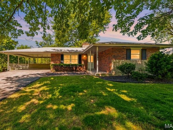13579 Old Jamestown Road , Black Jack, MO 63033