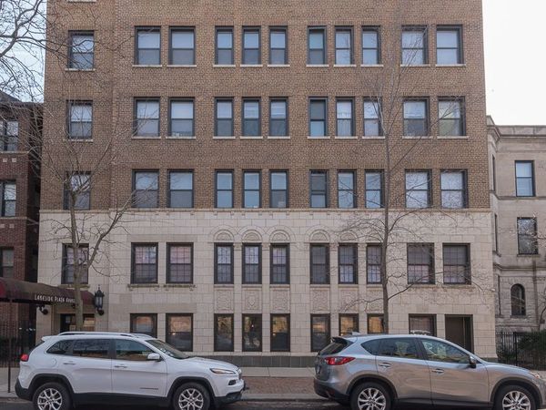 817 W Lakeside Place , Unit 701, Chicago, IL 60640