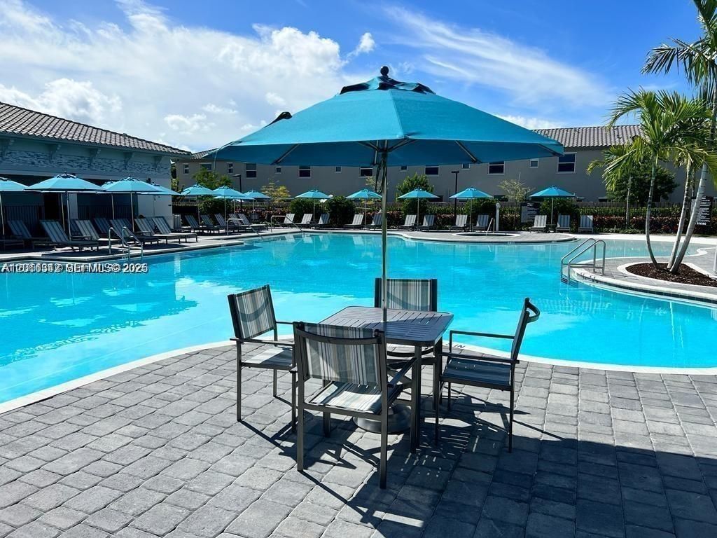 1050 SE 26th Ter, Unit ., Homestead, FL 33035 Photo