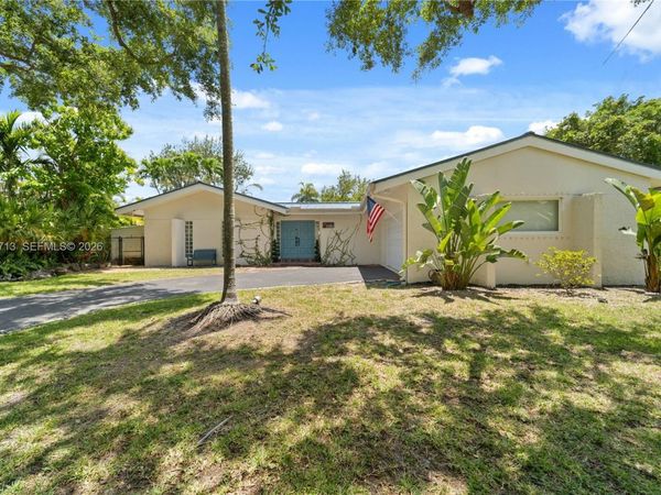 8380 SW 186 St, Cutler Bay, FL 33157