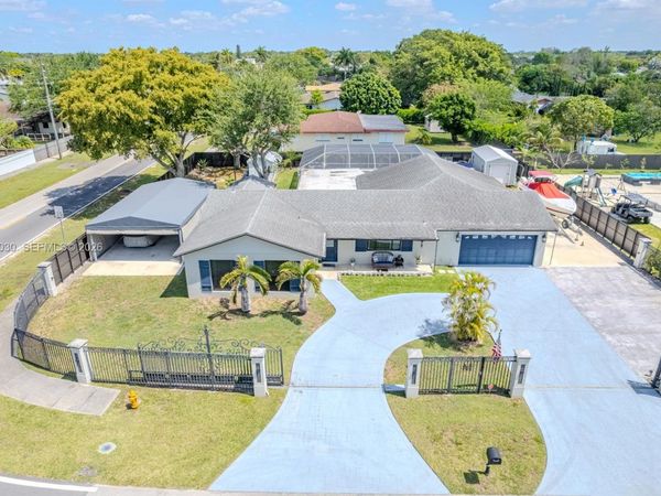 16181 SW 284th St , Homestead, FL 33033