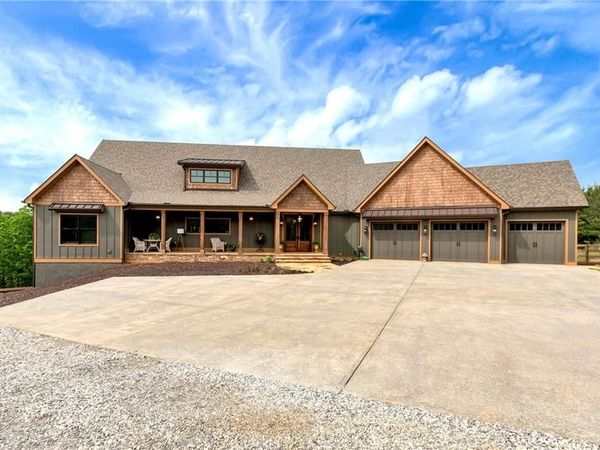 173 Beck Lane , Dawsonville, GA 30534