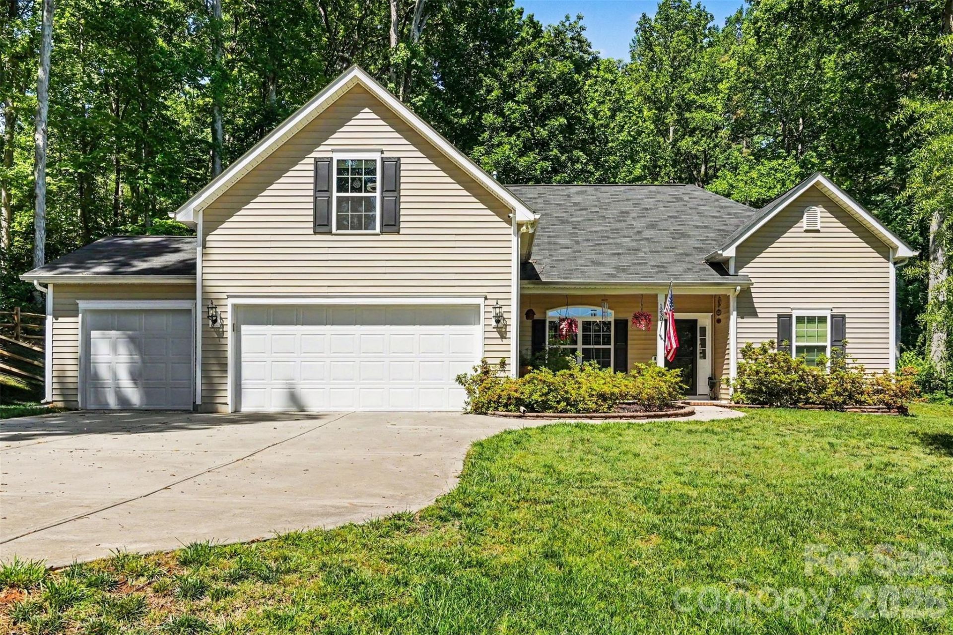 12301 Flatbush Drive , Huntersville, NC 28078 Main Photo