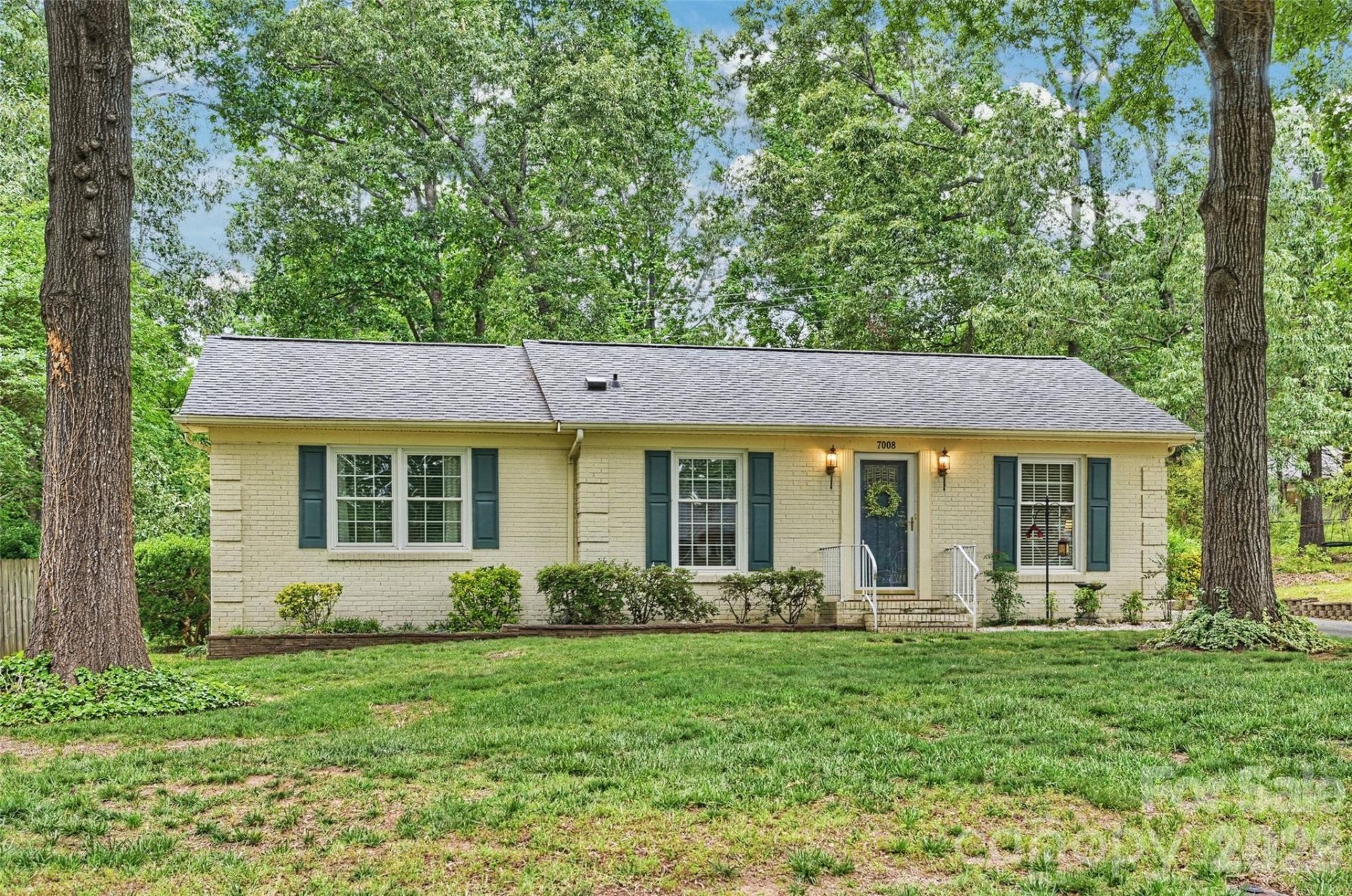 7008 Brookgreen Terrace, Matthews, NC 28104 Main Photo