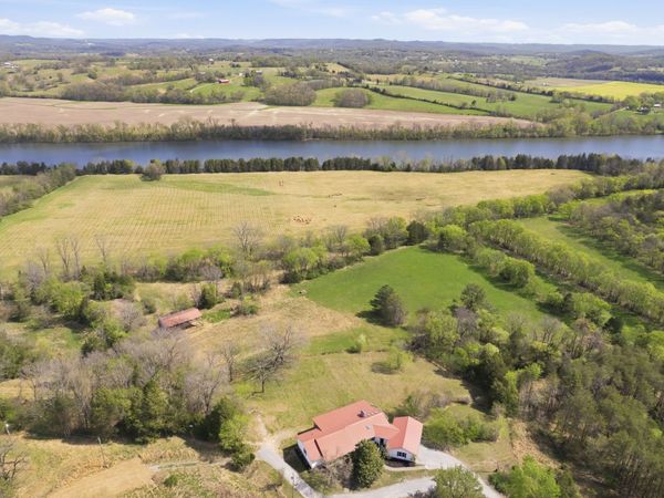 579 Ford Rd , Lebanon, TN 37087
