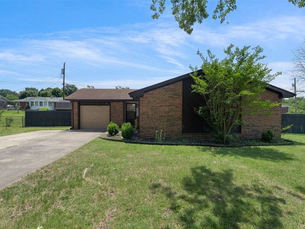 328 Valleybrook Avenue , Bowling Green, KY 42101