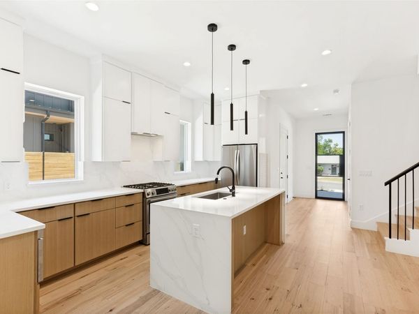 1407 Valleyridge DR, Unit A, Austin, TX 78704
