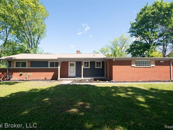 31720 N Marklawn Street, Farmington Hills, MI 48334