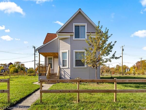 1973 E Grand Boulevard , Detroit, MI 48211