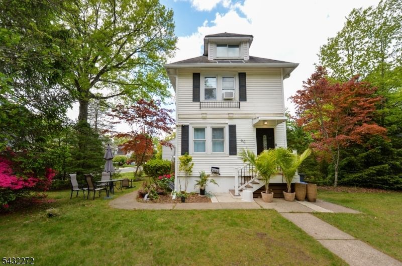 50 Dean St, Glen Rock, NJ 07452 Main Photo