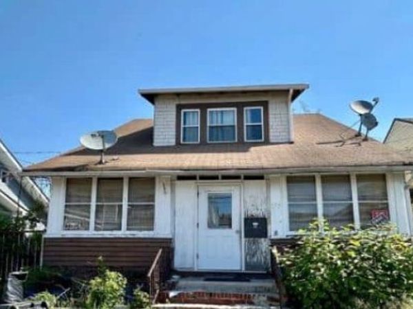222 Paterson Ave, Paterson, NJ 07502