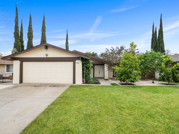 9672 Appalachian Dr, Sacramento, CA 95827