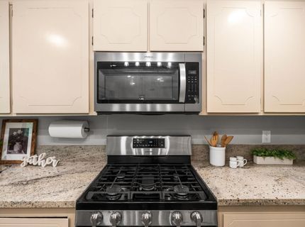 9672 Appalachian Dr, Sacramento, CA 95827 Photo