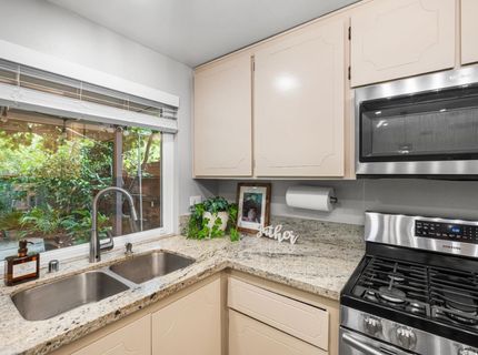 9672 Appalachian Dr, Sacramento, CA 95827 Photo