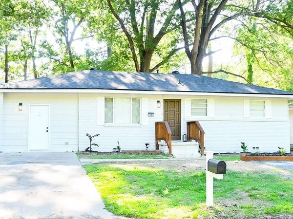 7210 W Wakefield Dr, Little Rock, AR 72209