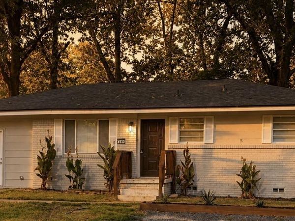 7210 W Wakefield Dr, Little Rock, AR 72209