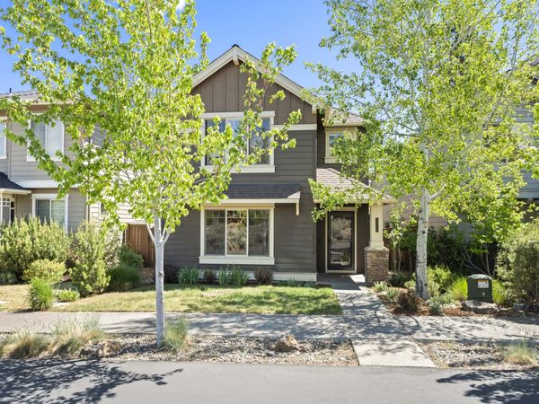 61138 SE Sydney Harbor Drive, Bend, OR 97702