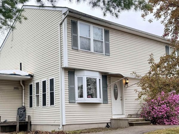 3 Kerri Lane, Unit A, Hooksett, NH 03106