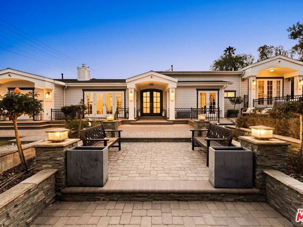 4801 La Canada Boulevard, La Canada Flintridge, CA 91011